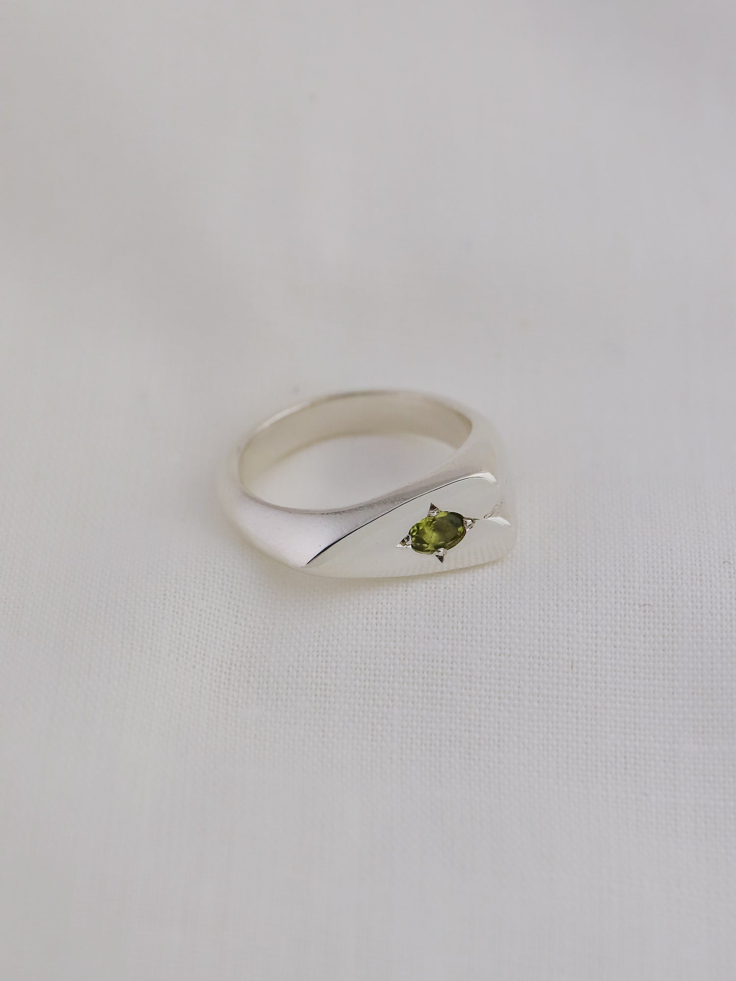 Gemstone Dreamer Ring No.1 - Size L