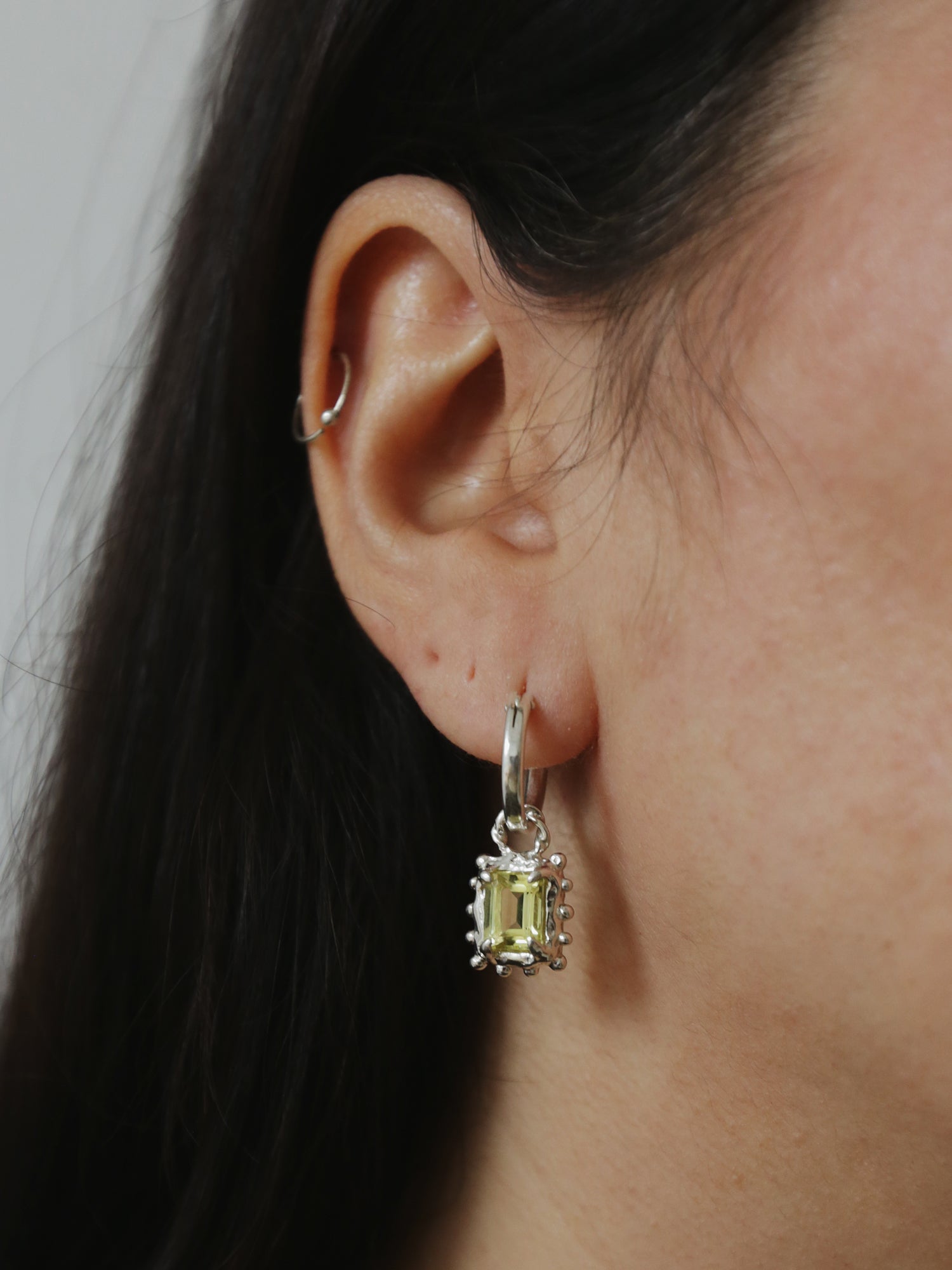 Memento Hoops with Lemon Quartz