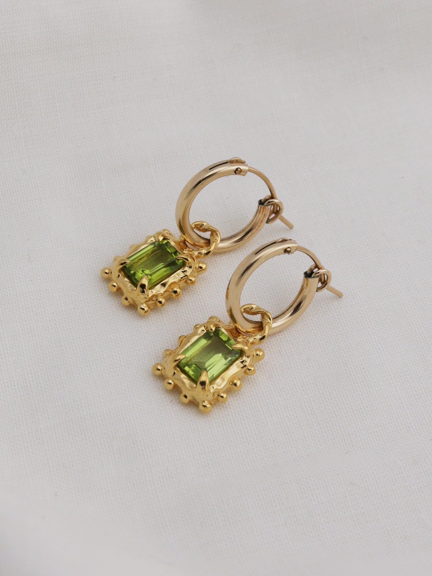 Memento Hoops with Peridot