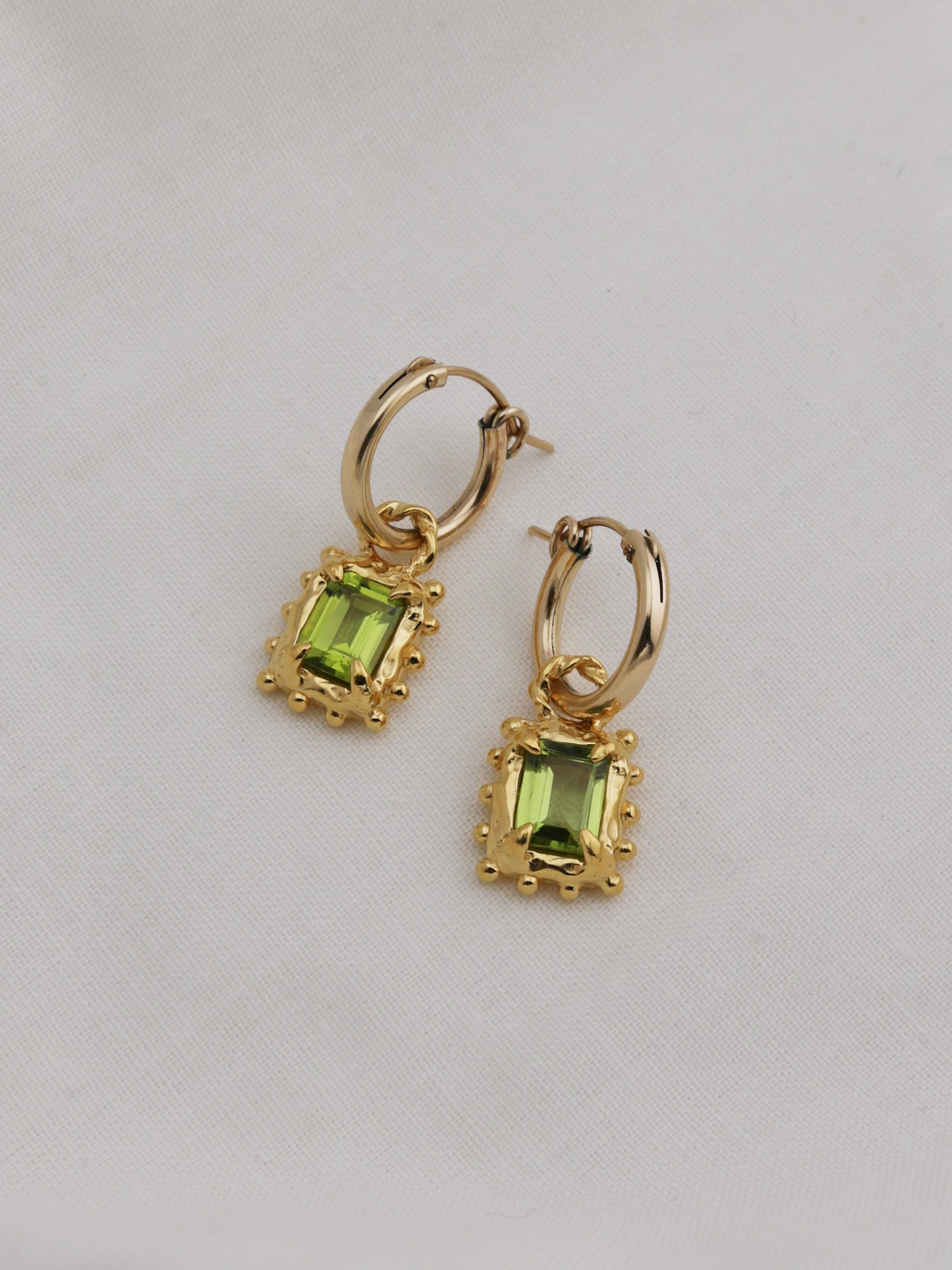 Memento Hoops with Peridot