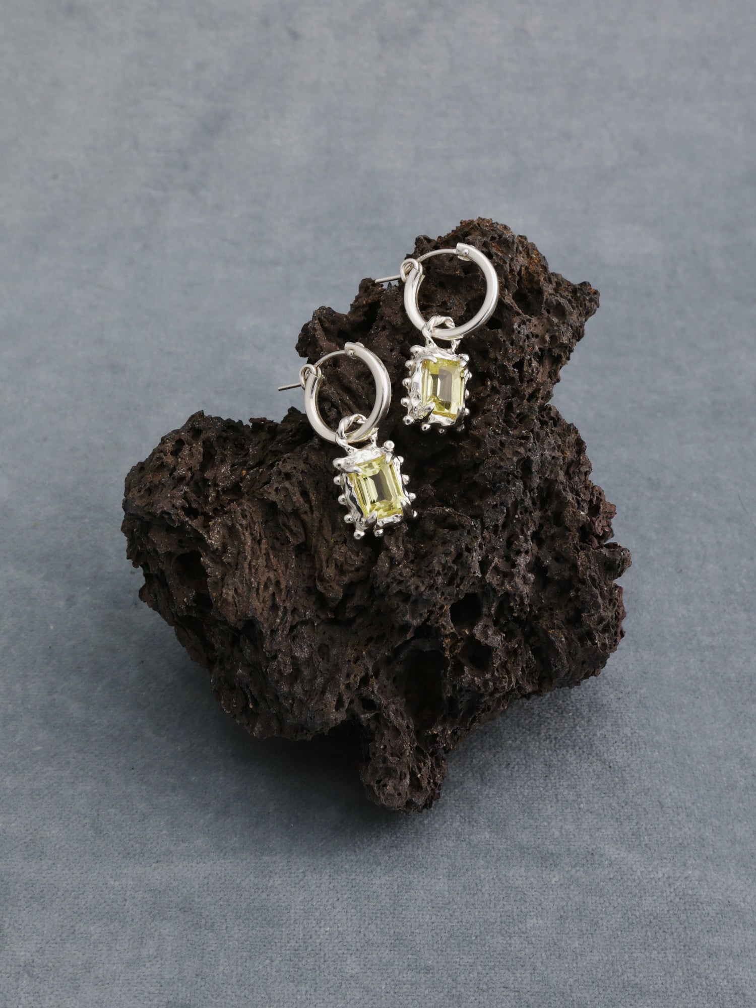 Memento Hoops with Lemon Quartz