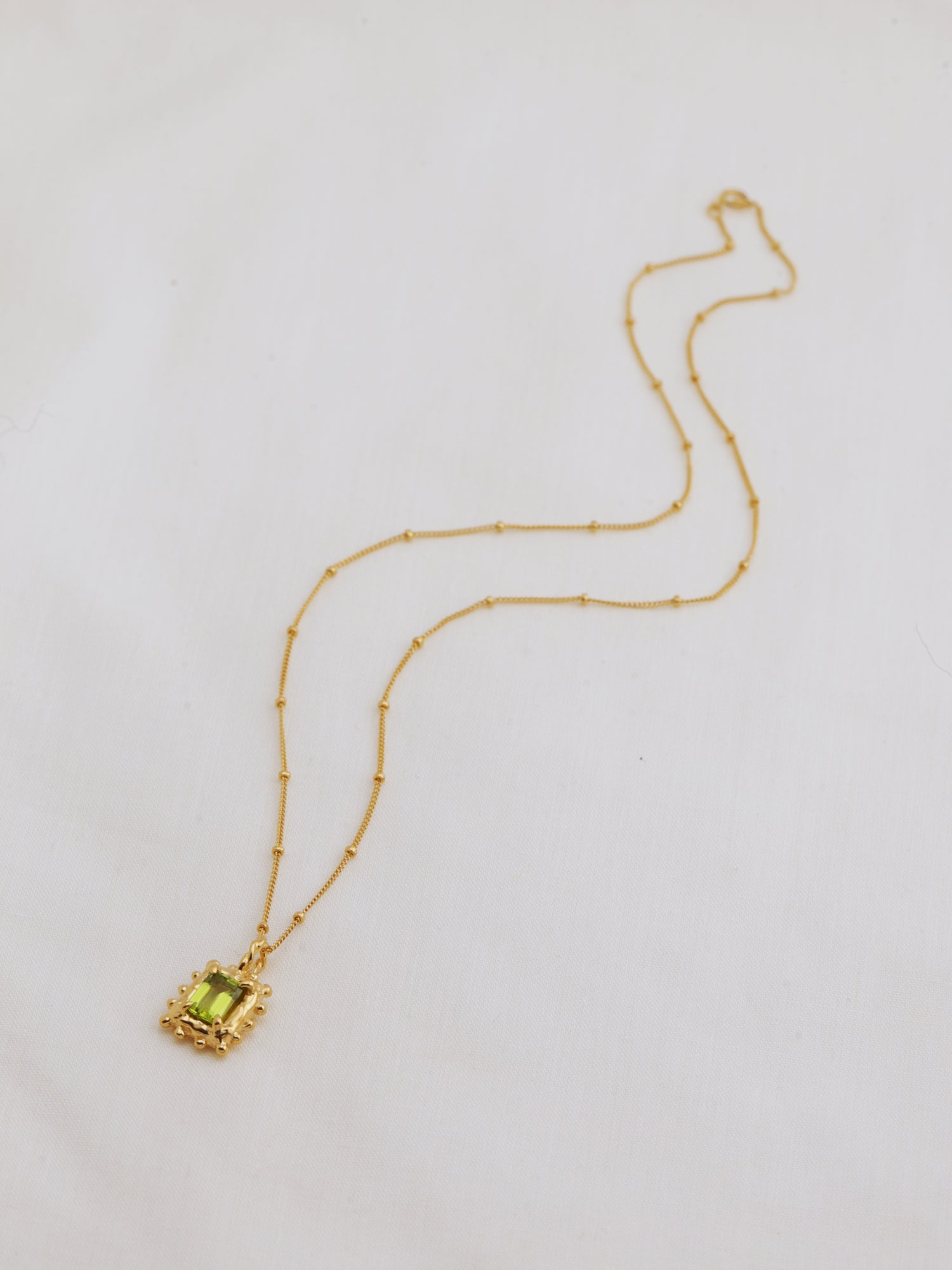 Memento Necklace with Peridot