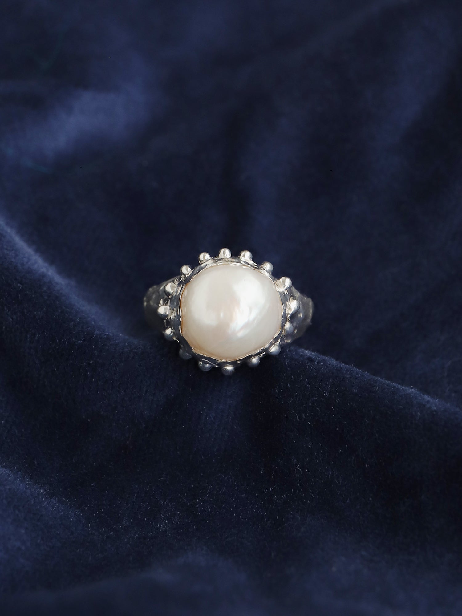 Selkie Pearl Ring No.2 - Size L